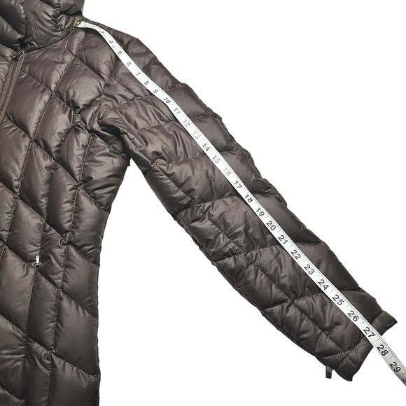 Patagonia | Women | Tres 3-In-1 INSIDE ONLY Quilted Down Parka Jacket | Small - Picture 7 of 12